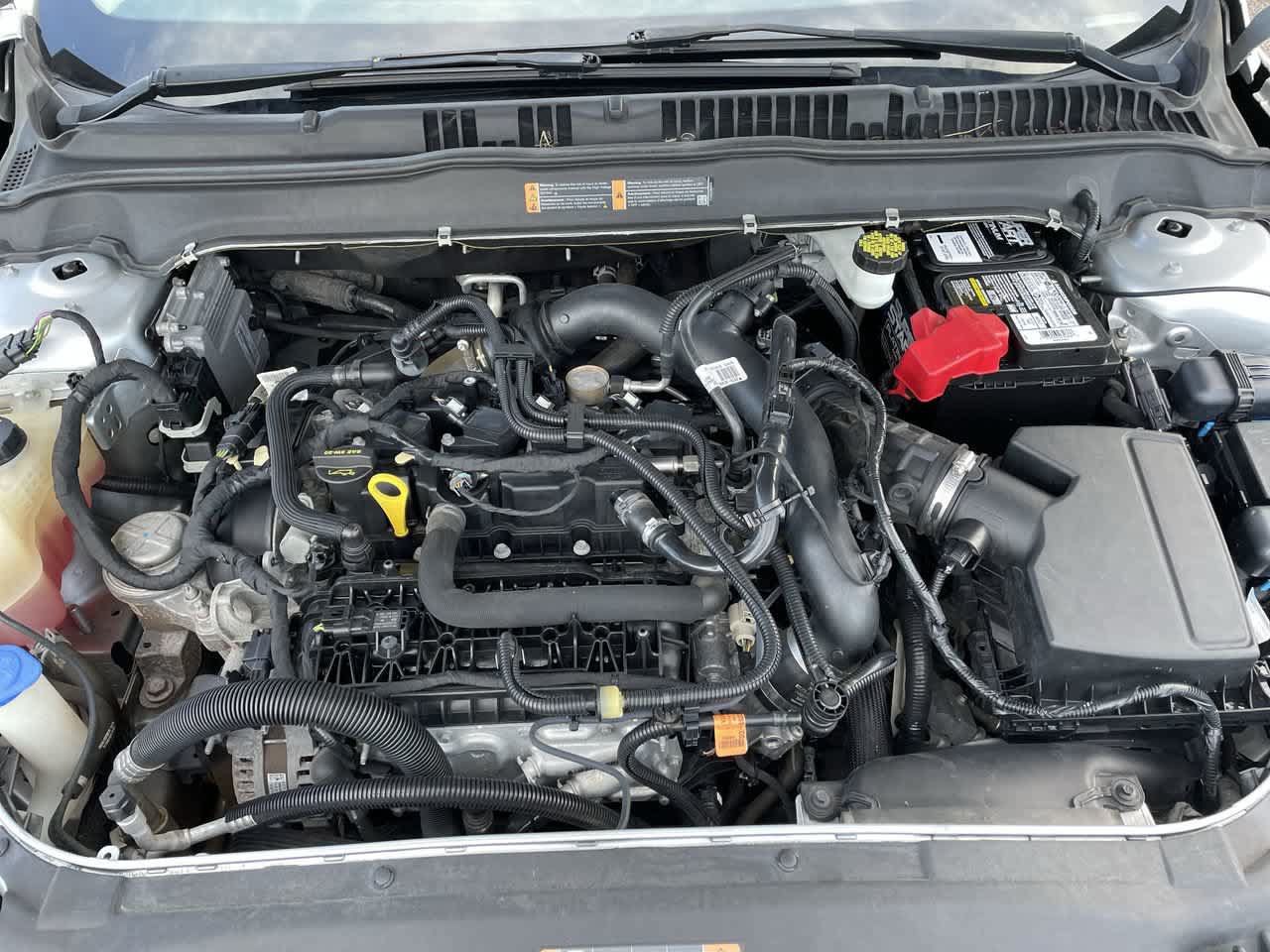 Used 2018 Ford Fusion SE FWD image 29