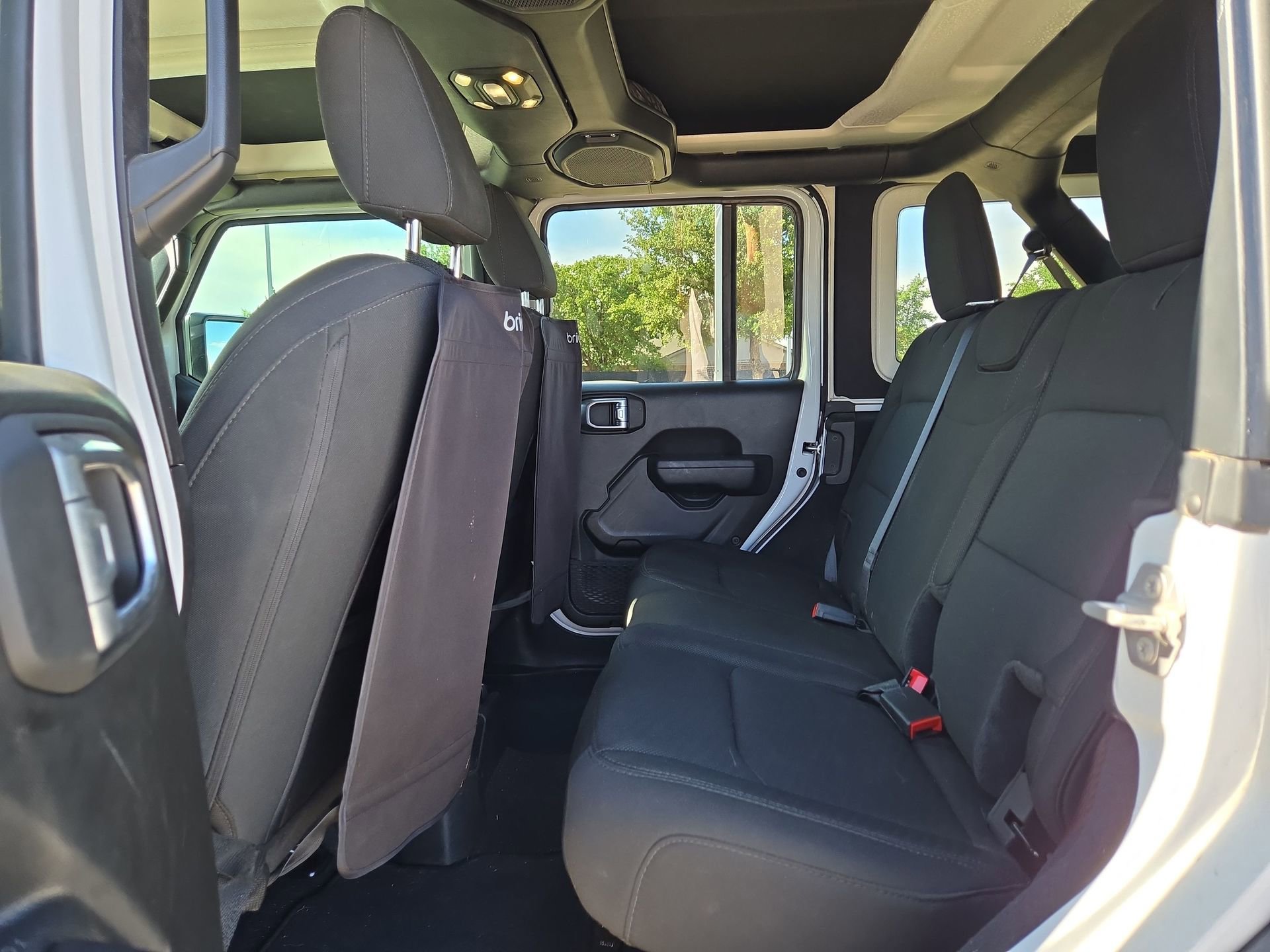 Used 2022 Jeep Wrangler Unlimited Sport AWD/4WD image 13