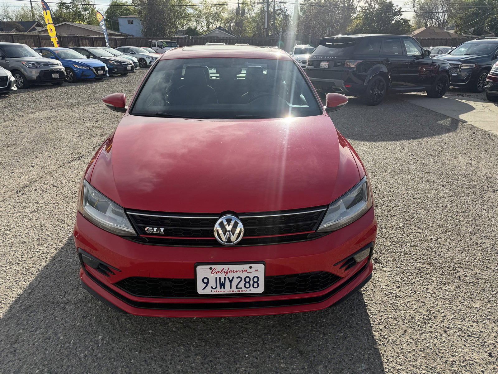 Used 2018 Volkswagen Jetta GLI FWD image 2