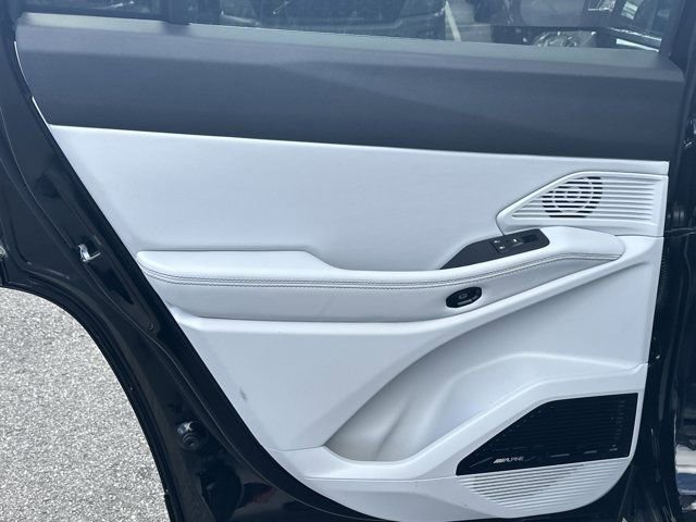 New 2026 Jeep Cherokee Overland image 20