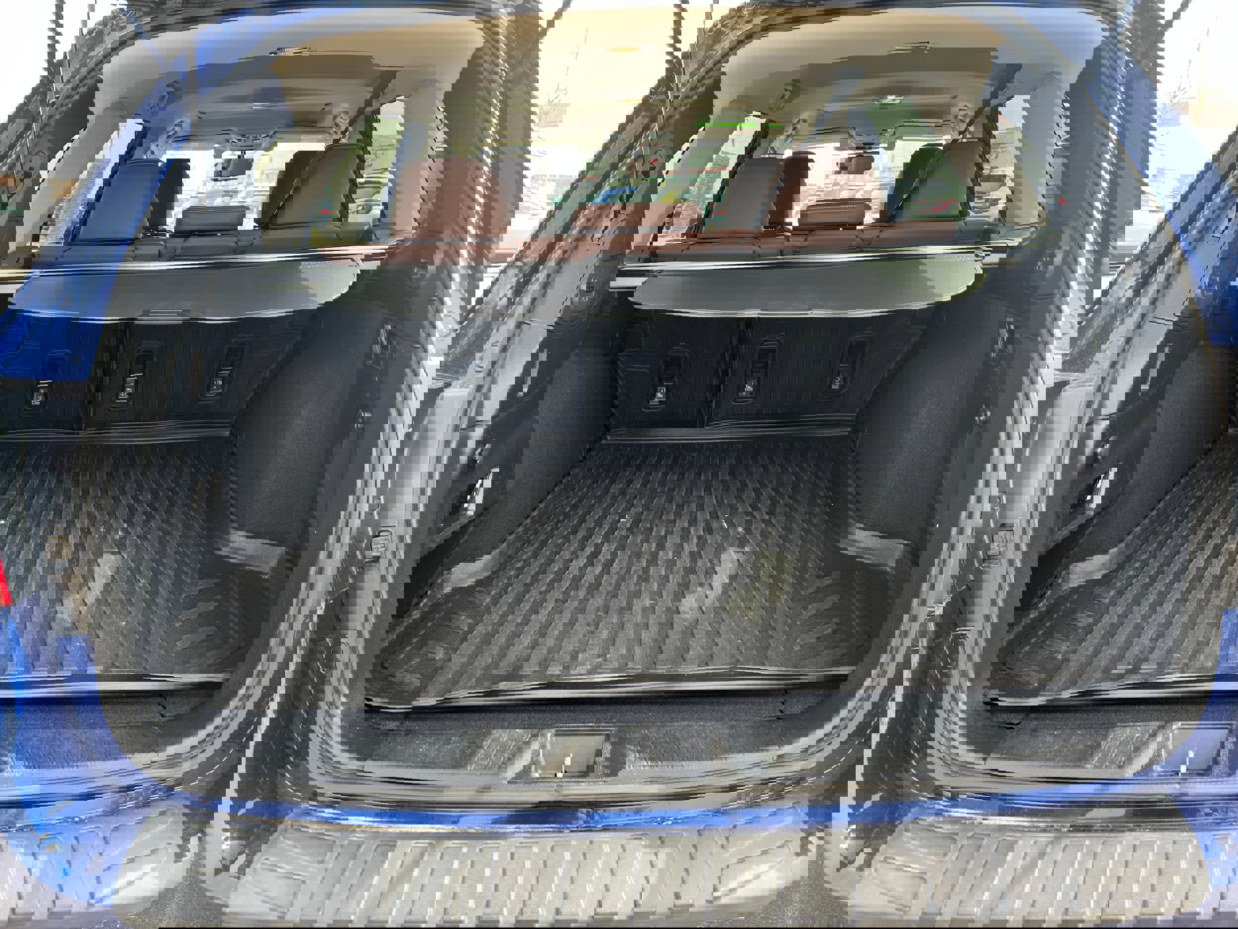 Used 2017 Subaru Outback 2.5i Touring w/ Popular Package #5A image 11