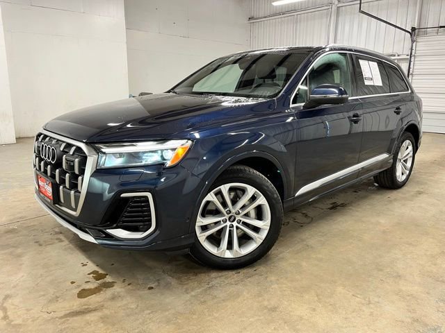 Used 2025 Audi Q7 3.0T Premium Plus AWD/4WD image 4