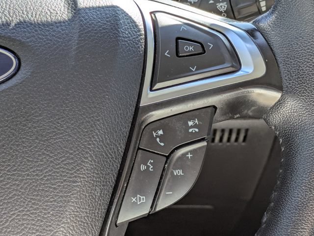 Certified 2024 Ford Edge Titanium AWD/4WD image 25