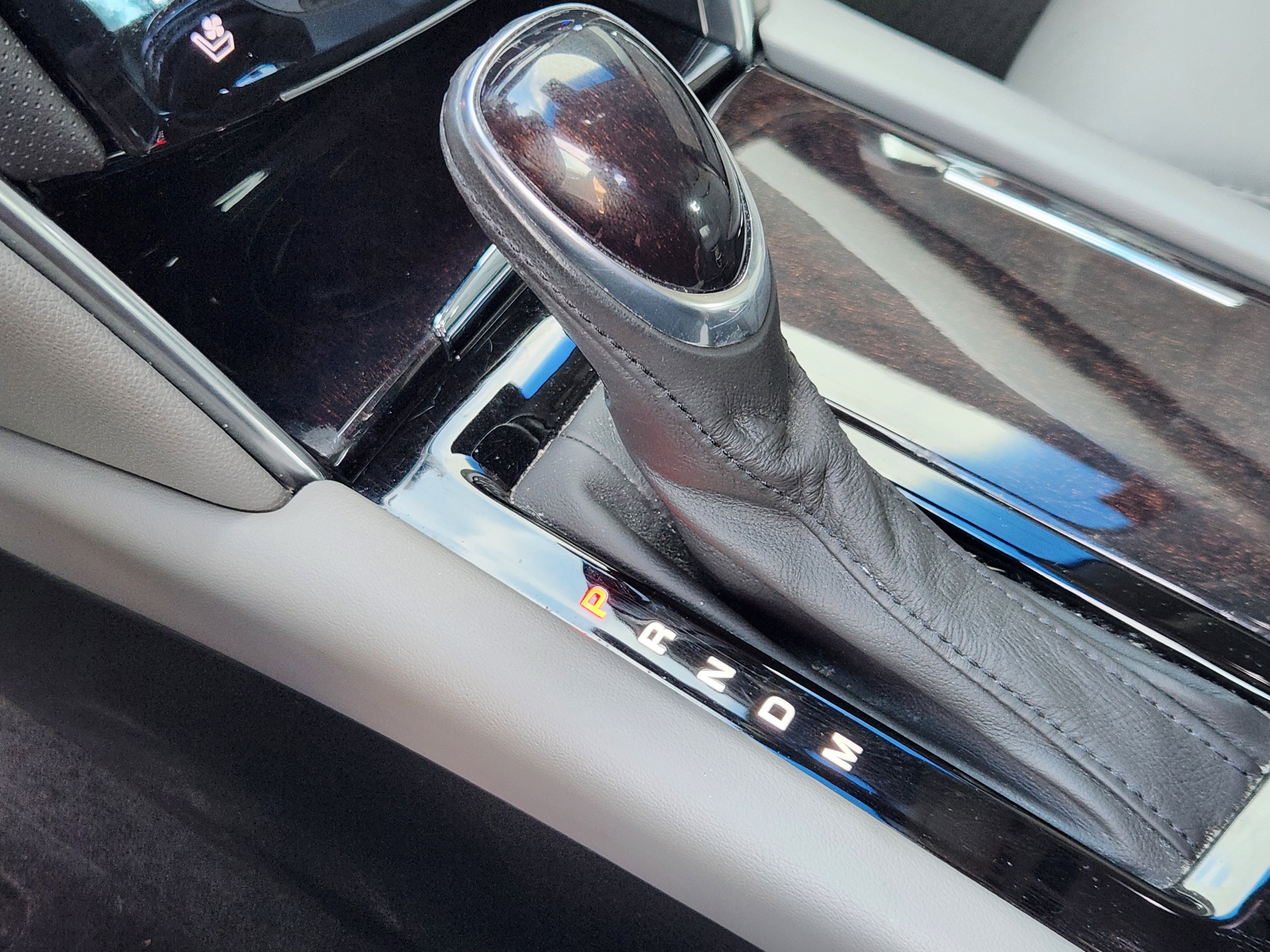 Used 2014 Cadillac XTS Premium image 13