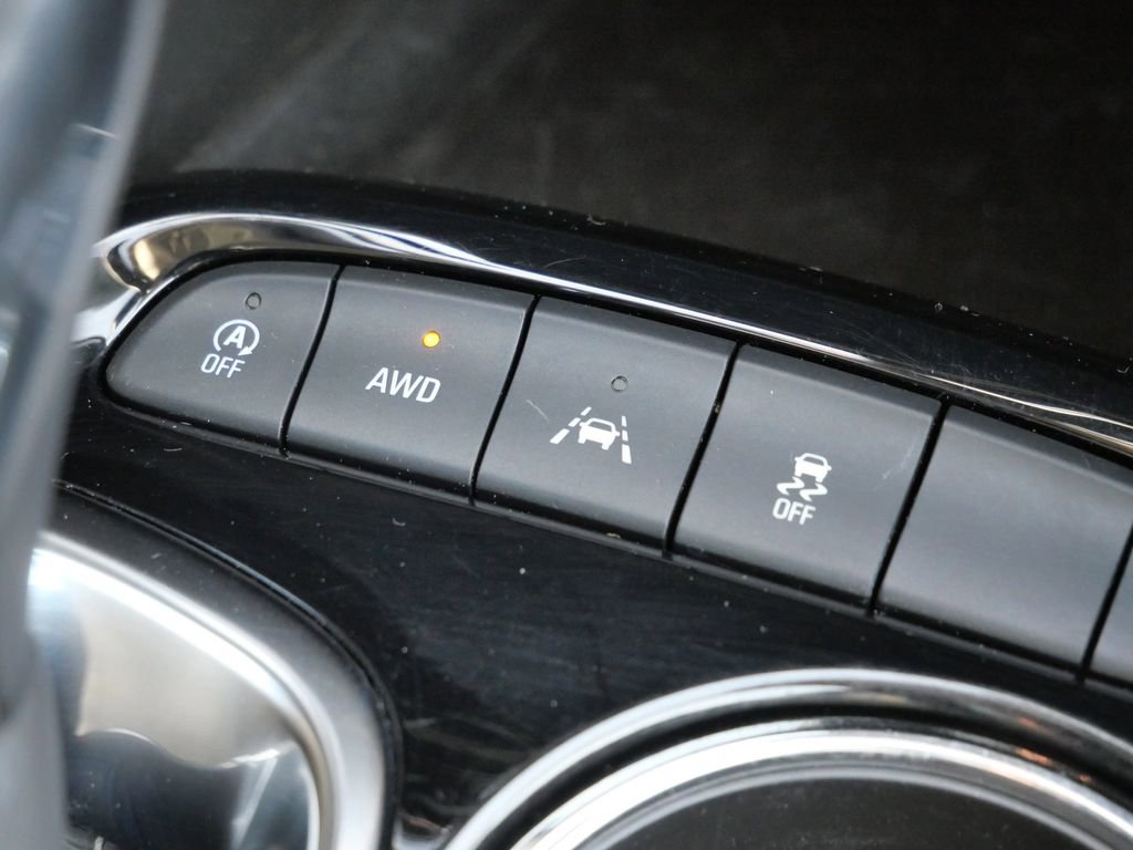 Used 2022 Buick Encore GX Essence w/ Experience Buick Package image 27