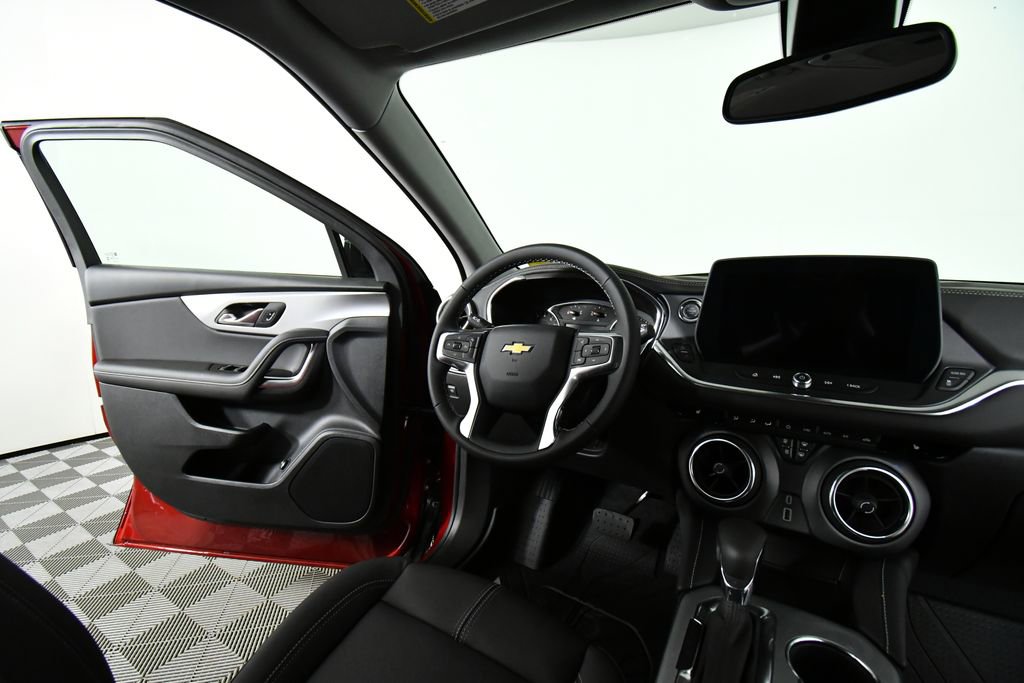New 2026 Chevrolet Blazer LT w/ Midnight/Sport Edition AWD/4WD image 19