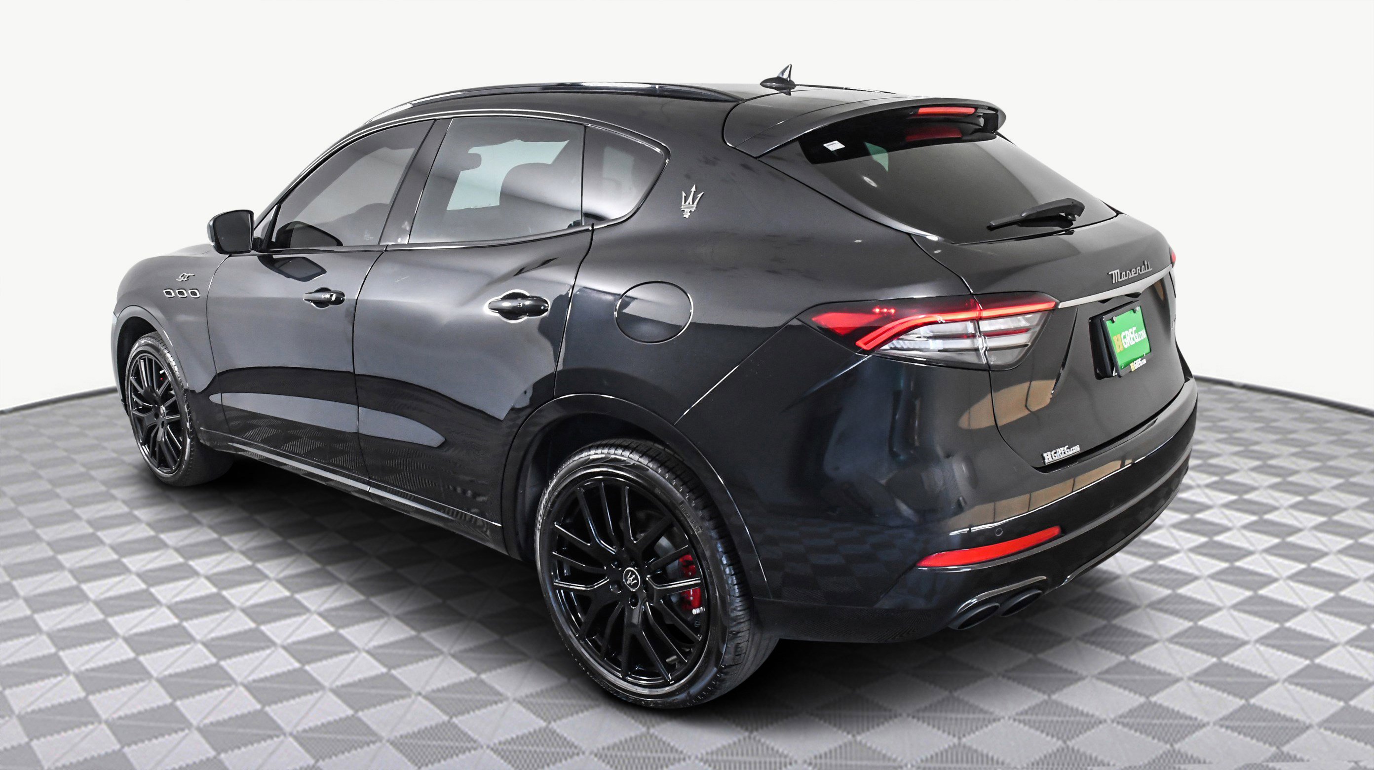 Used 2022 Maserati Levante GT image 6