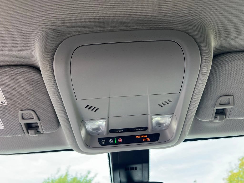 Used 2022 Chevrolet Equinox LS w/ LS Convenience Package FWD image 34
