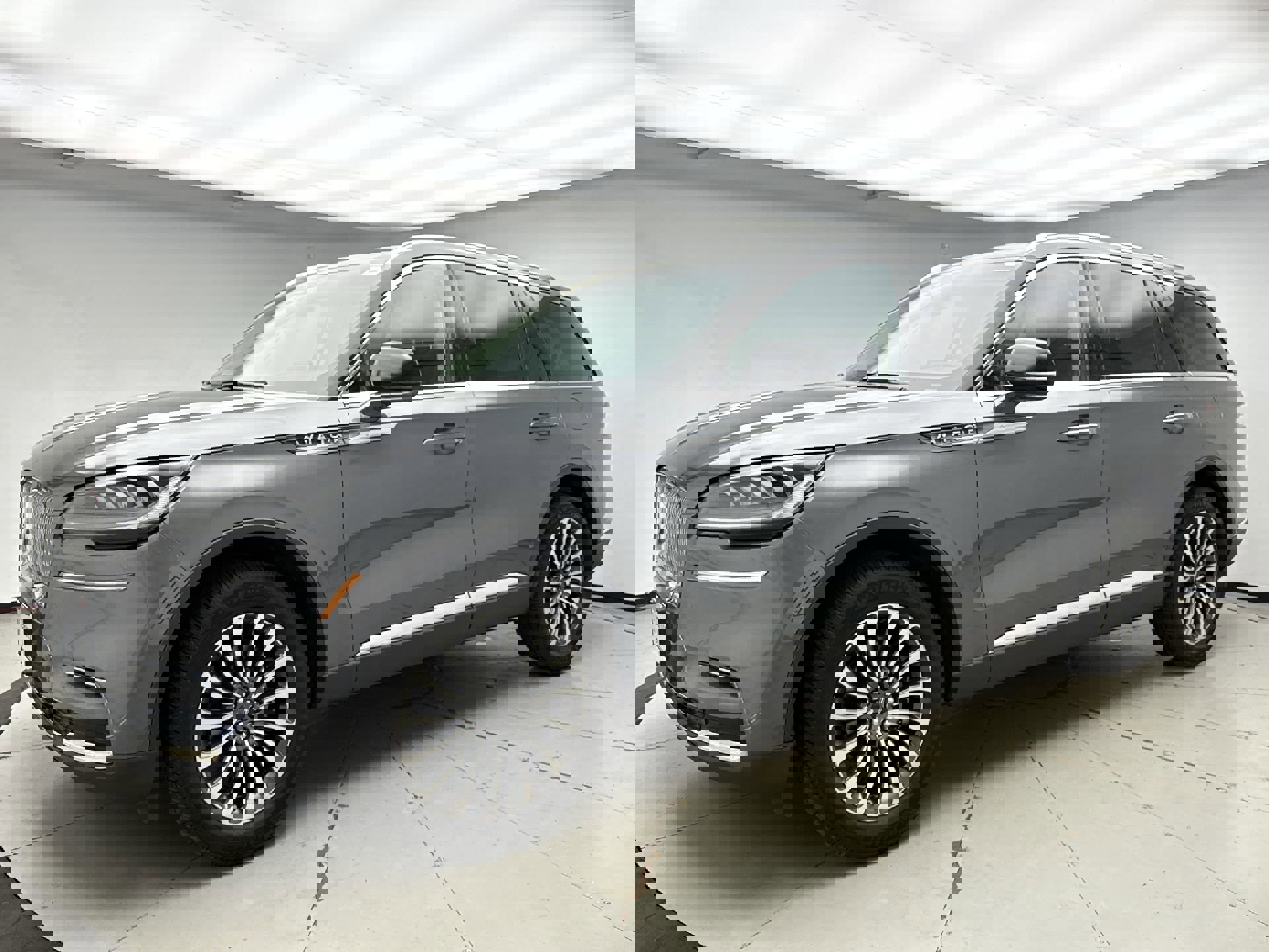 Used 2022 Lincoln Aviator AWD w/ Premium Package image 1