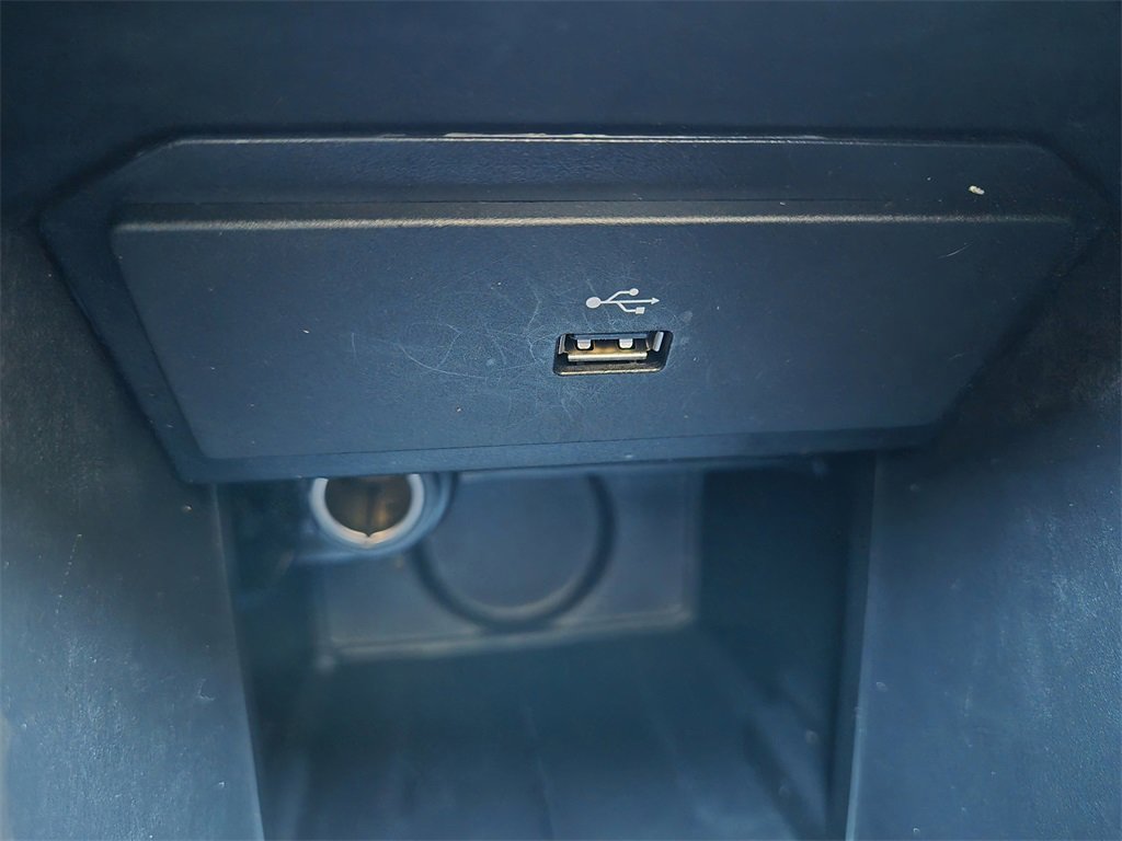 Used 2017 Ford C-MAX SE image 22