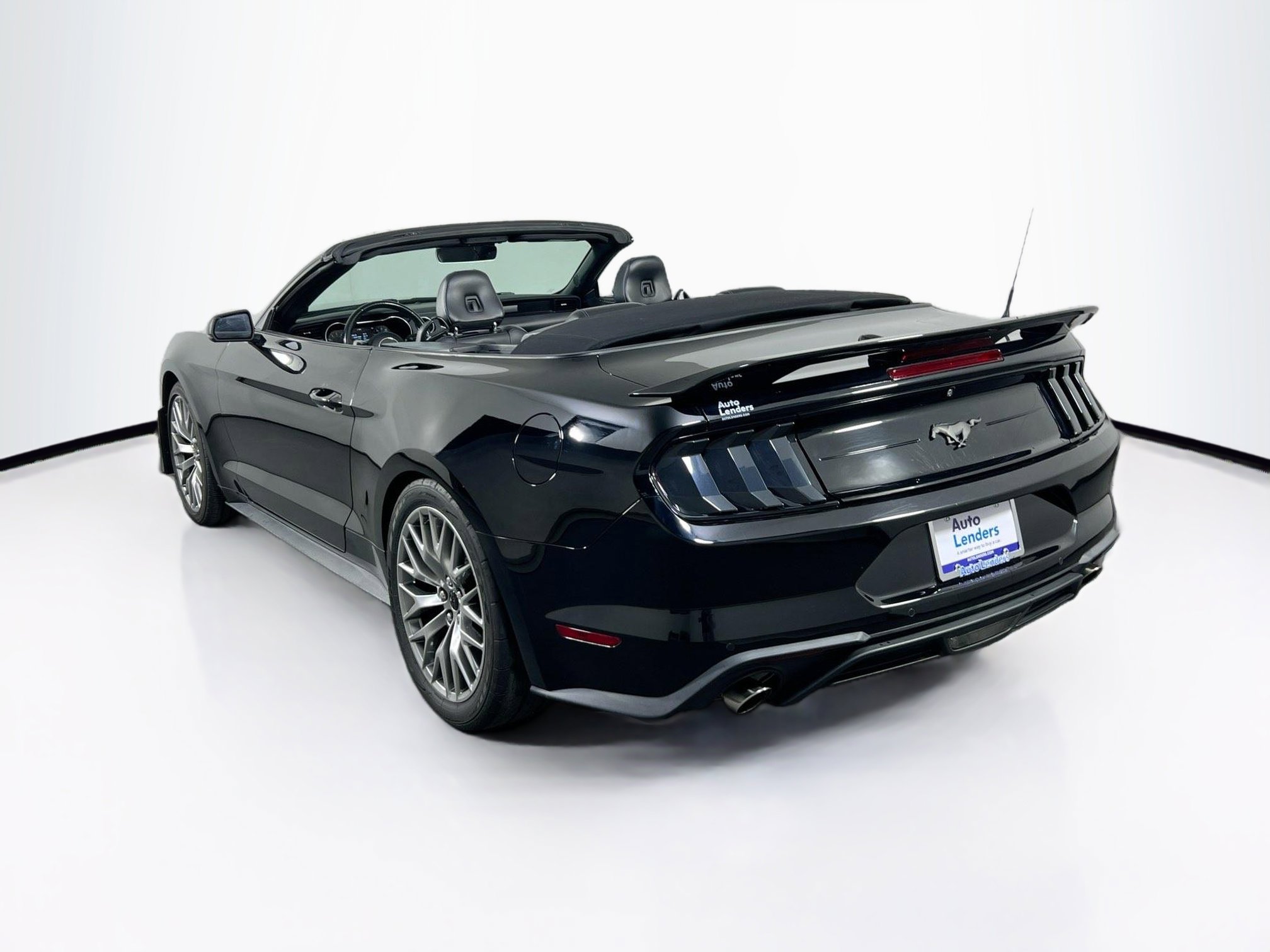 Used 2019 Ford Mustang Premium w/ Equipment Group 201A image 7