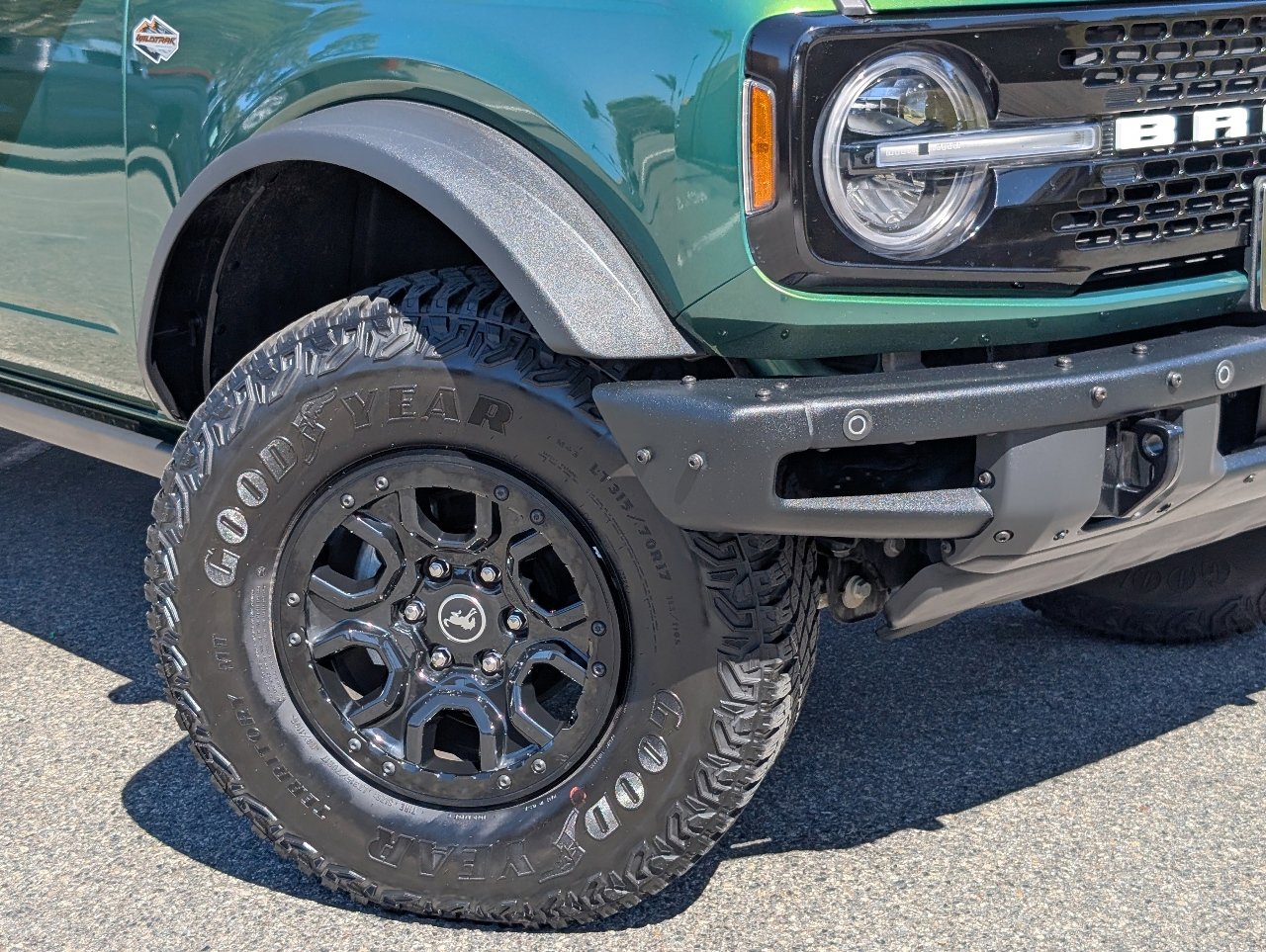 Used 2024 Ford Bronco Wildtrak image 10