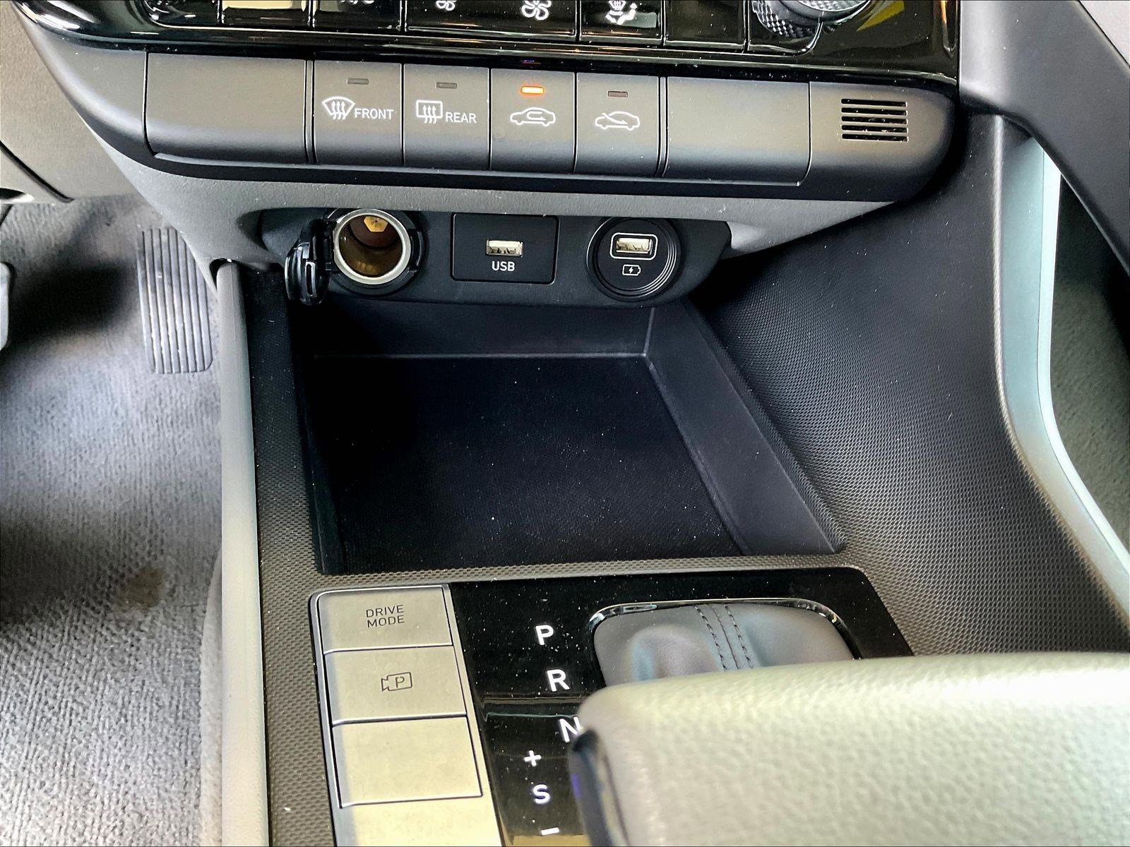 Used 2022 Hyundai Elantra SEL FWD image 14