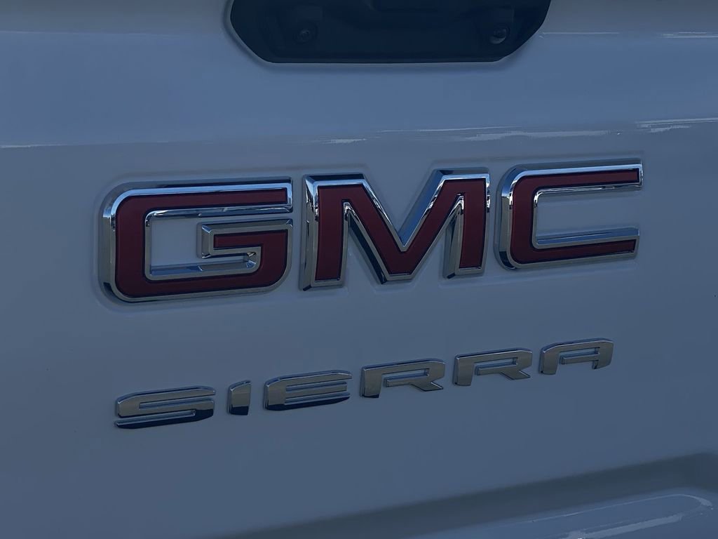 New 2026 GMC Sierra 3500 SLT w/ SLT Convenience Package image 40