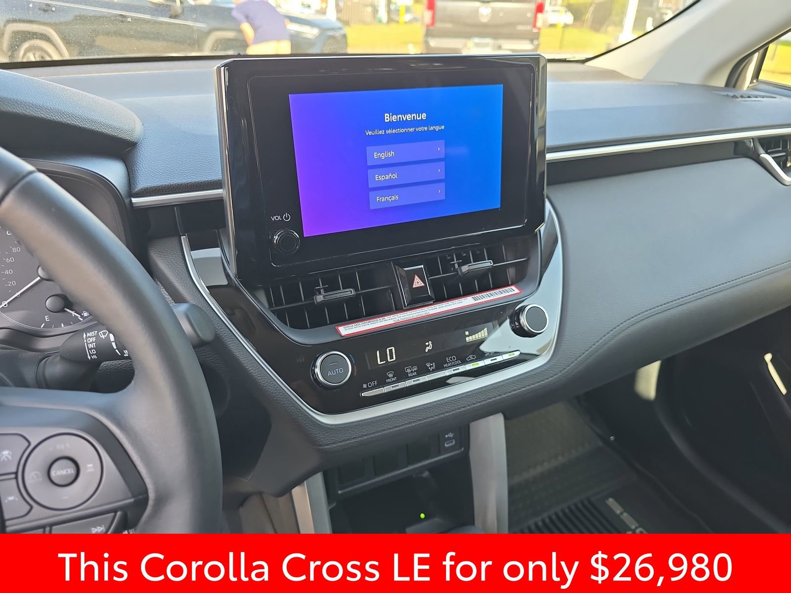 Used 2024 Toyota Corolla Cross LE image 24