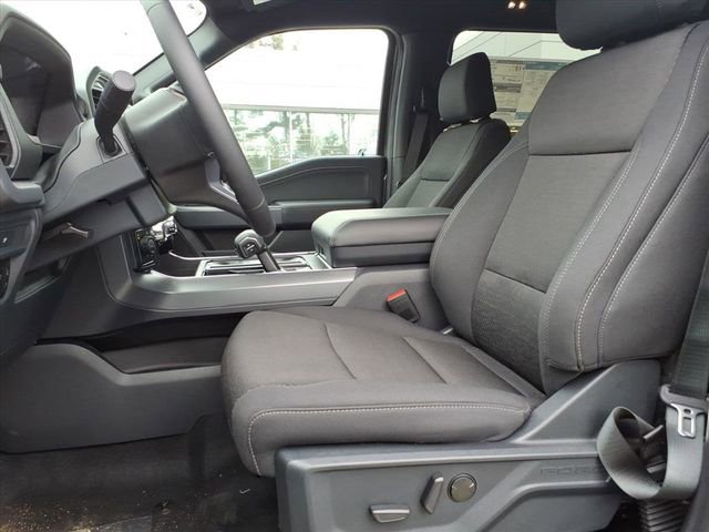 New 2026 Ford F150 XLT w/ Equipment Group 302A MID image 14