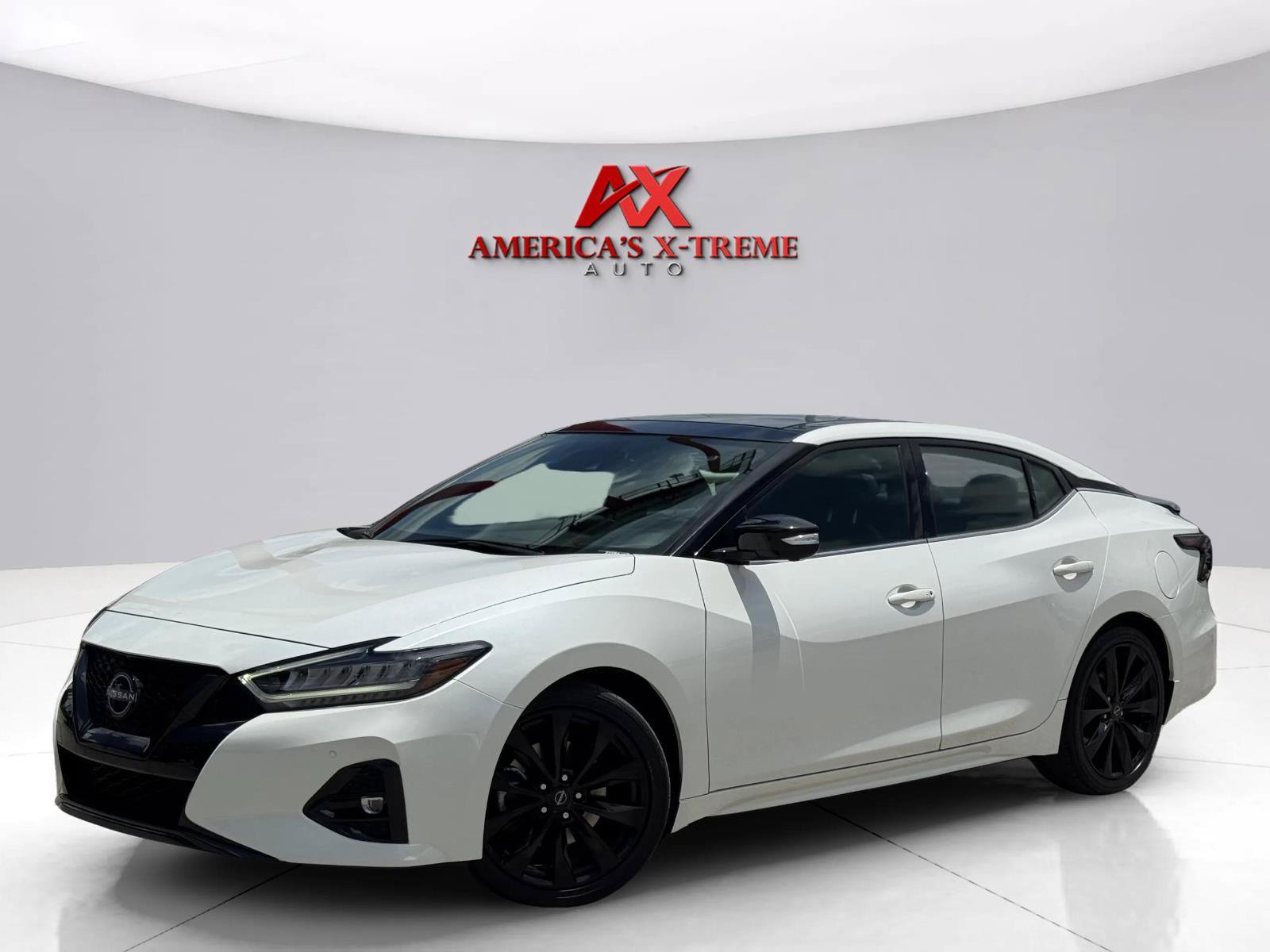 Used 2023 Nissan Maxima SR w/ Sport Mat Group FWD video 1