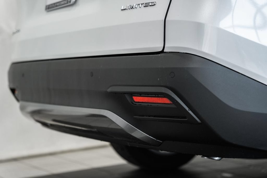 New 2026 Toyota Grand Highlander AWD Hybrid image 6