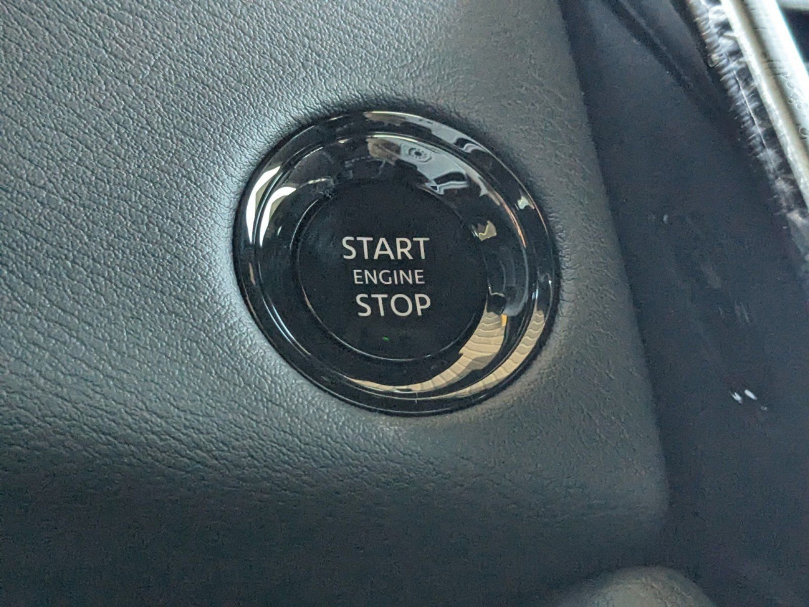 New 2026 Nissan Armada Platinum image 28