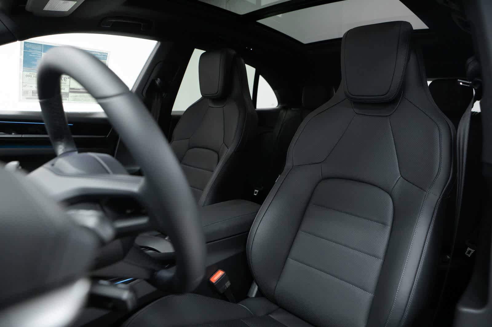 New 2026 Porsche Macan Electric RWD image 5