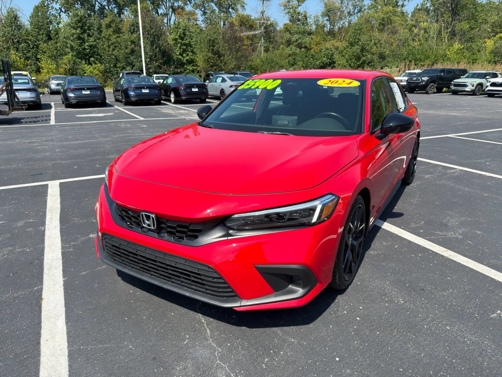 Used 2024 Honda Civic Sport image 2