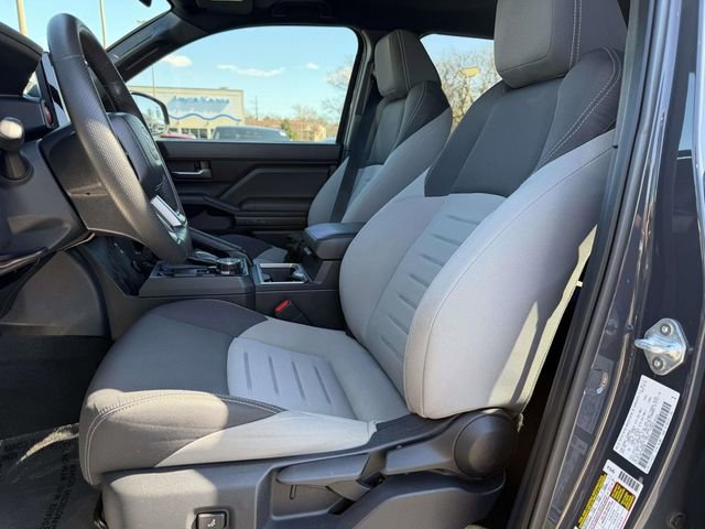 Used 2024 Toyota Tacoma TRD Off-Road image 11