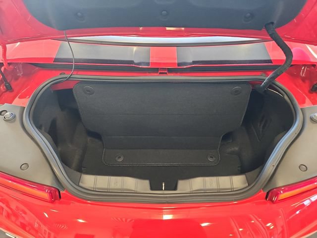 Used 2018 Chevrolet Camaro SS RWD image 27