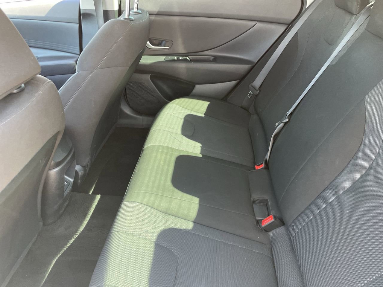 Certified 2024 Hyundai Elantra SE FWD image 16