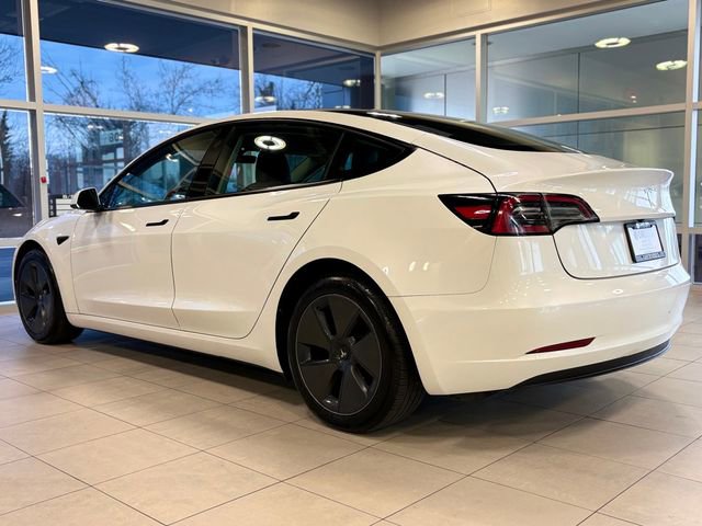 Used 2023 Tesla Model 3 Standard Range image 14
