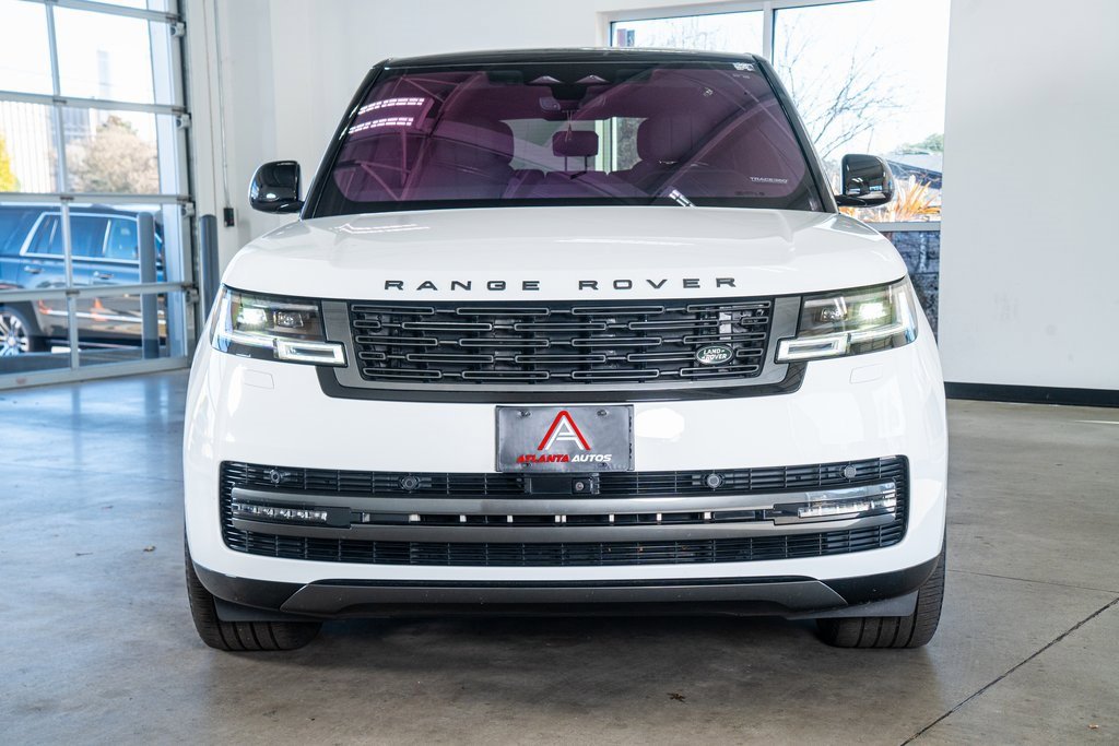 Used 2023 Land Rover Range Rover SE image 3
