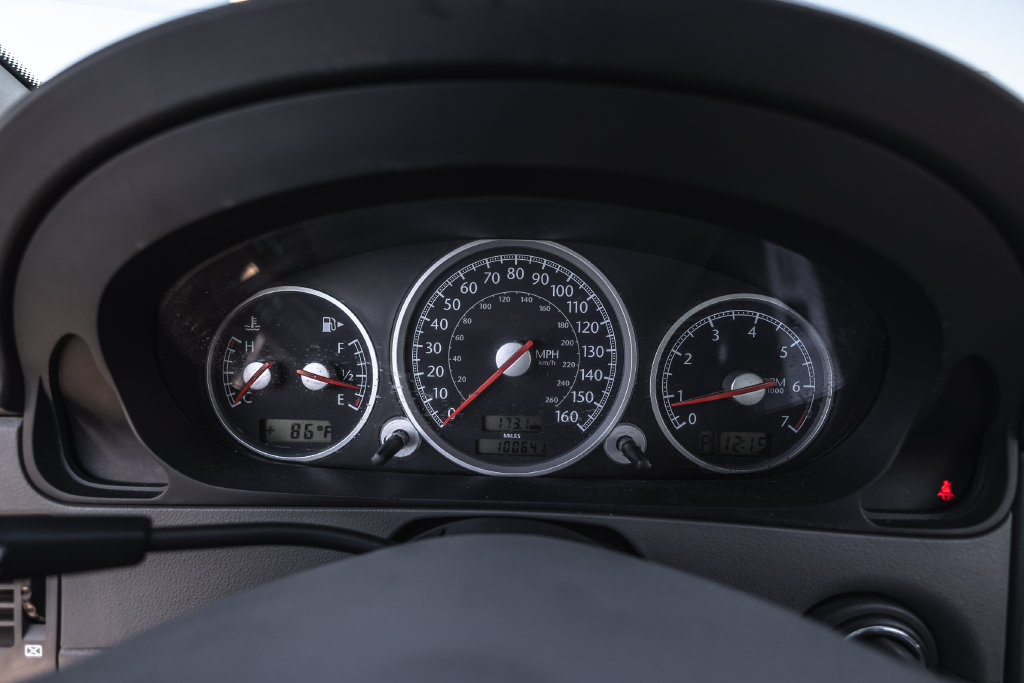Used 2005 Chrysler Crossfire Limited RWD image 11
