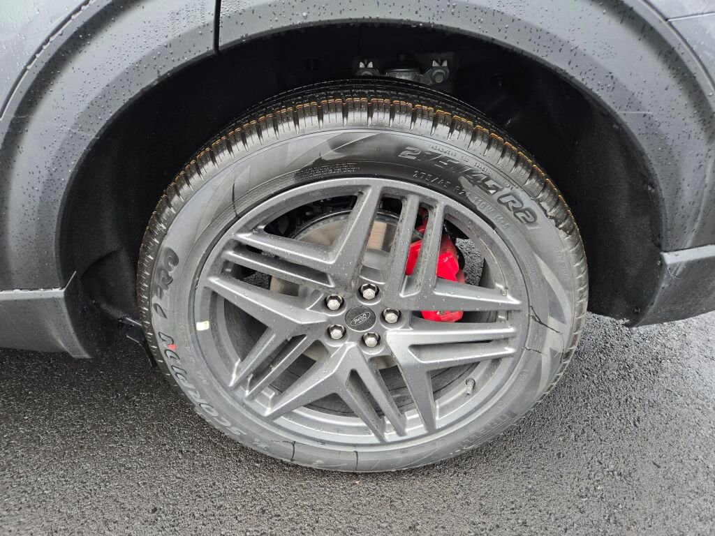 New 2026 Ford Explorer ST image 9