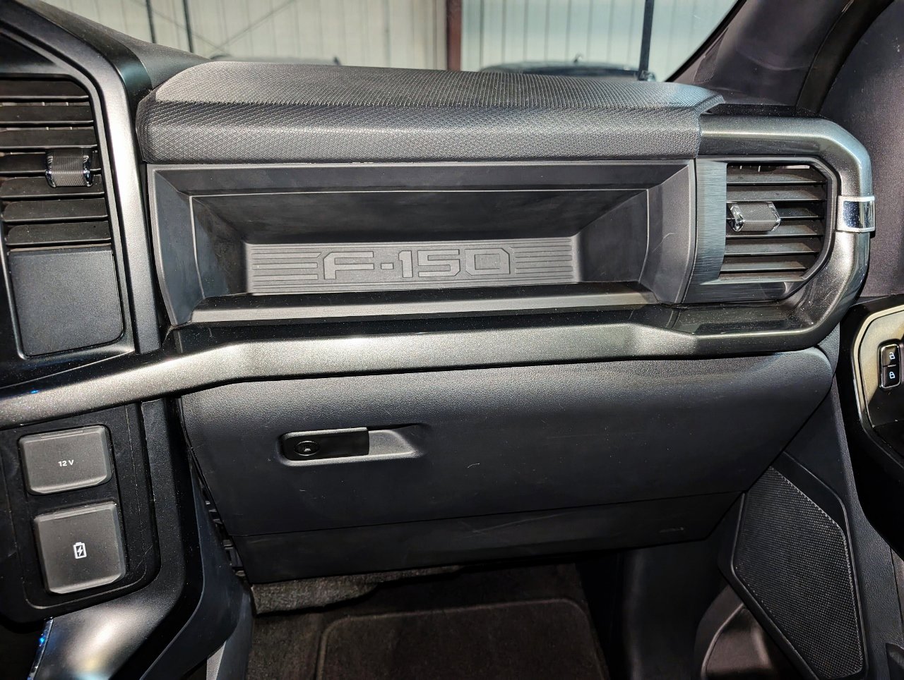 Used 2024 Ford F150 STX image 33