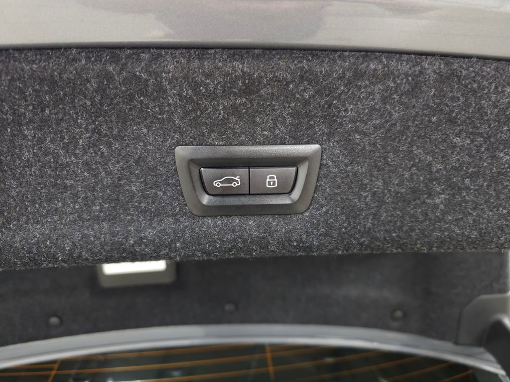 Used 2023 BMW M3 w/ Executive Package RWD image 10