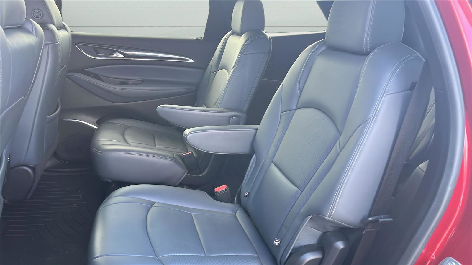 Used 2023 Buick Enclave Essence w/ Sport Touring Edition image 19