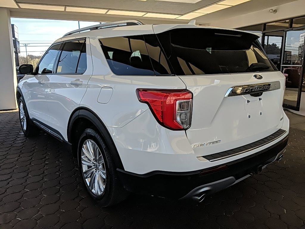 Used 2022 Ford Explorer Limited w/ Equipment Group 301A image 10