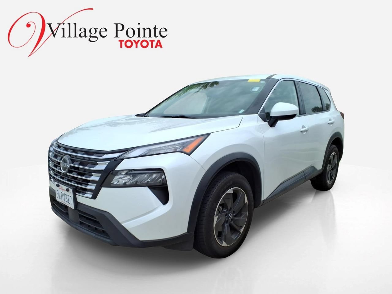 Used 2024 Nissan Rogue SV