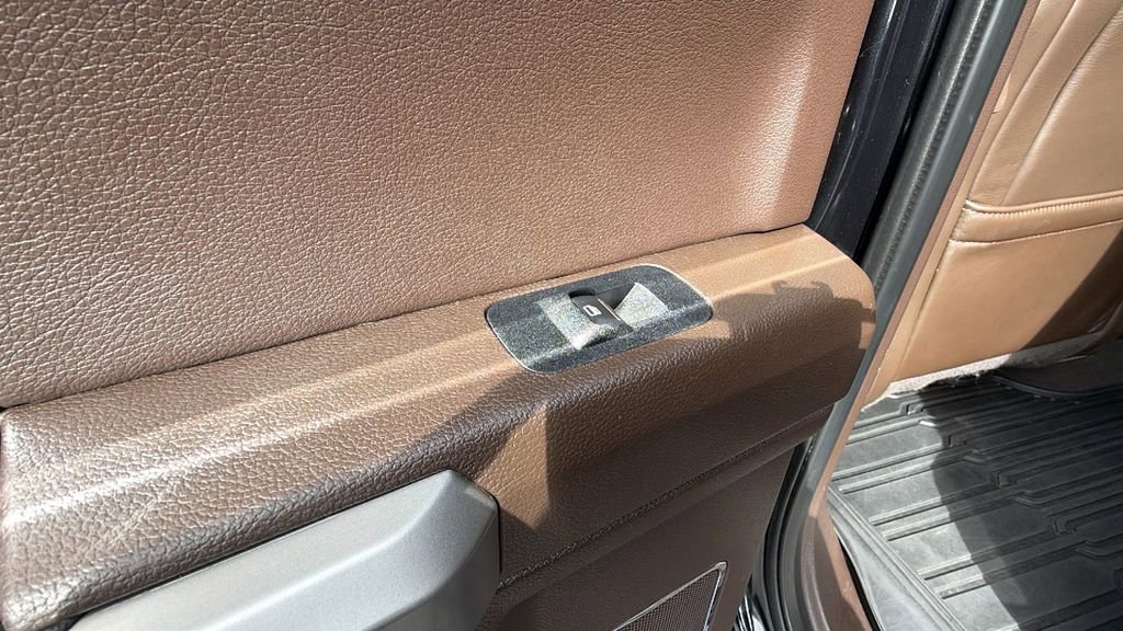 Used 2020 Ford F350 King Ranch w/ Tremor Off-Road Package AWD/4WD image 17