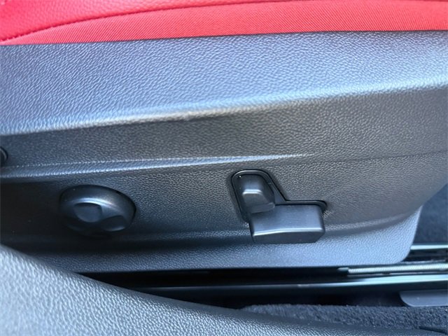 Used 2022 Alfa Romeo Giulia Veloce image 24