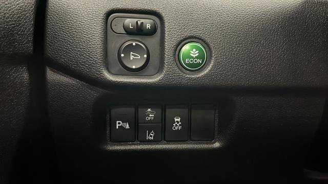 Used 2020 Honda Pilot Touring image 32