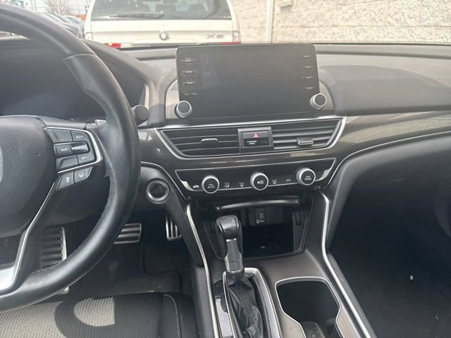 Used 2020 Honda Accord Sport image 11