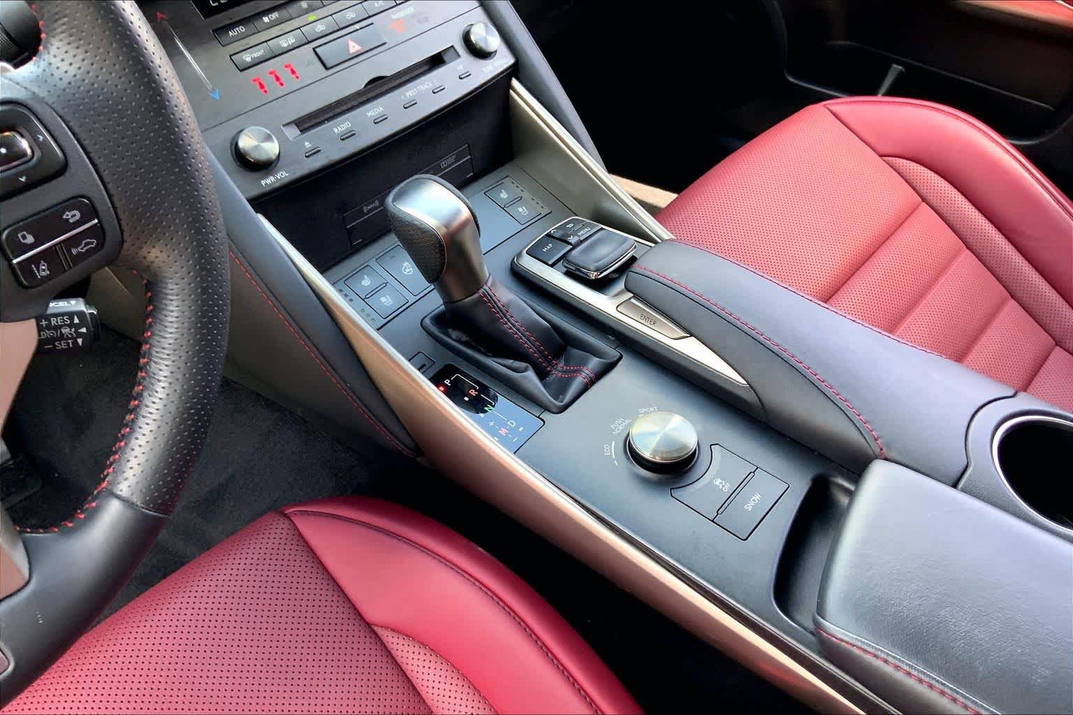Used 2019 Lexus IS 300 F Sport w/ F Sport Package RWD image 16
