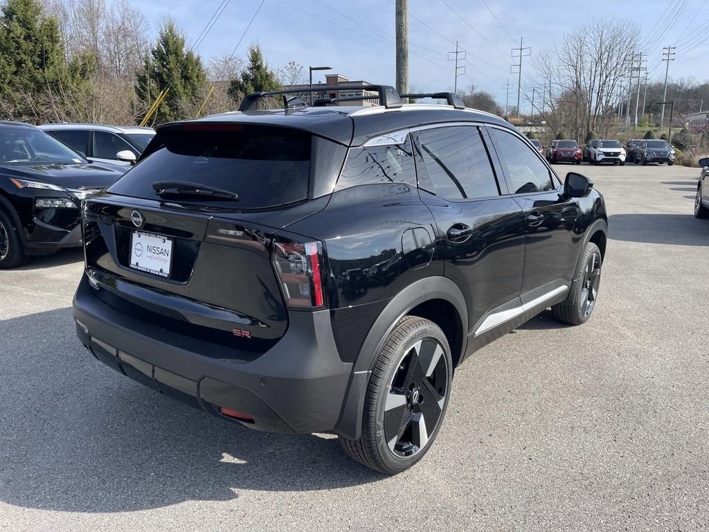 New 2026 Nissan Kicks SR w/ Cold Weather Package FWD image 3