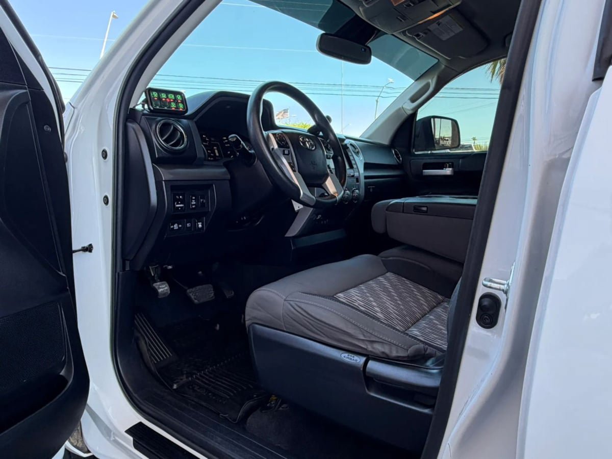 Used 2021 Toyota Tundra SR5 AWD/4WD image 46