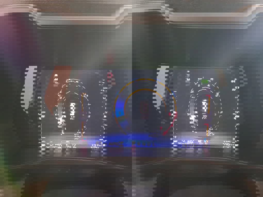 Used 2023 Chevrolet Colorado Trail Boss w/ Safety Package image 35