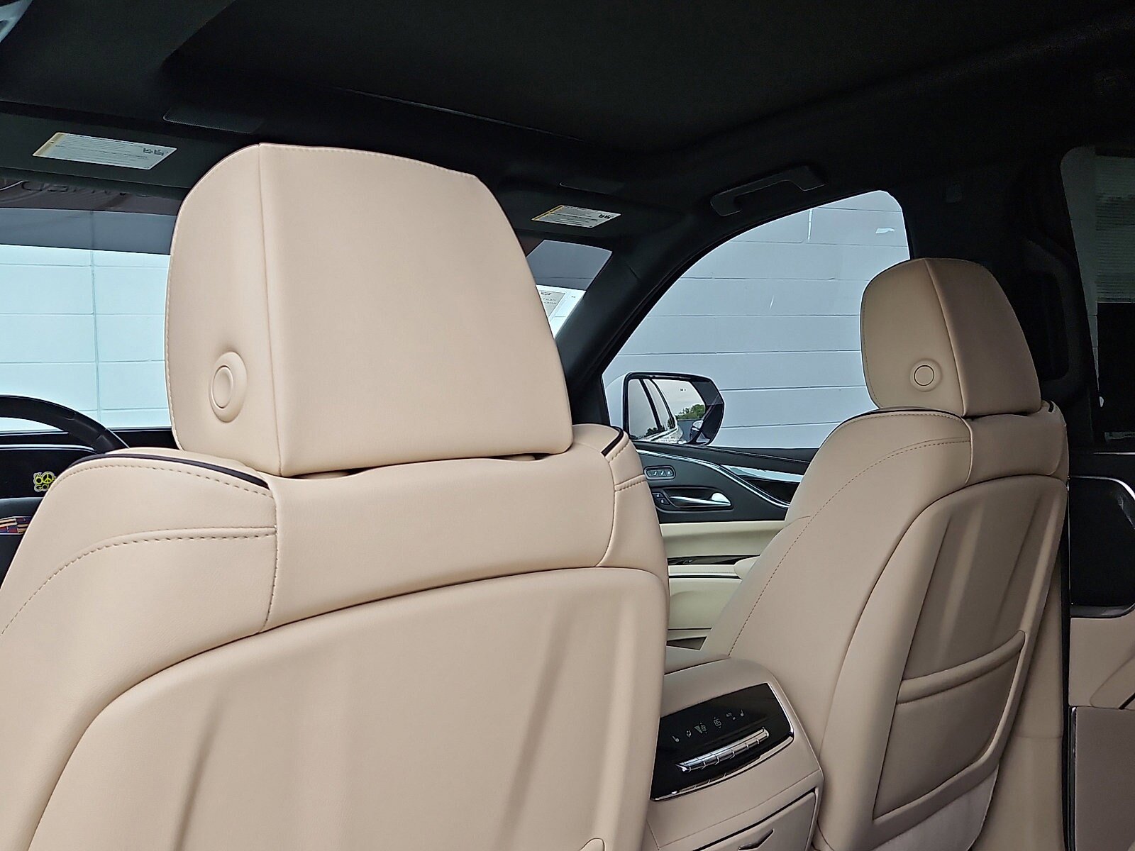 Certified 2024 Cadillac Escalade Premium Luxury RWD image 10