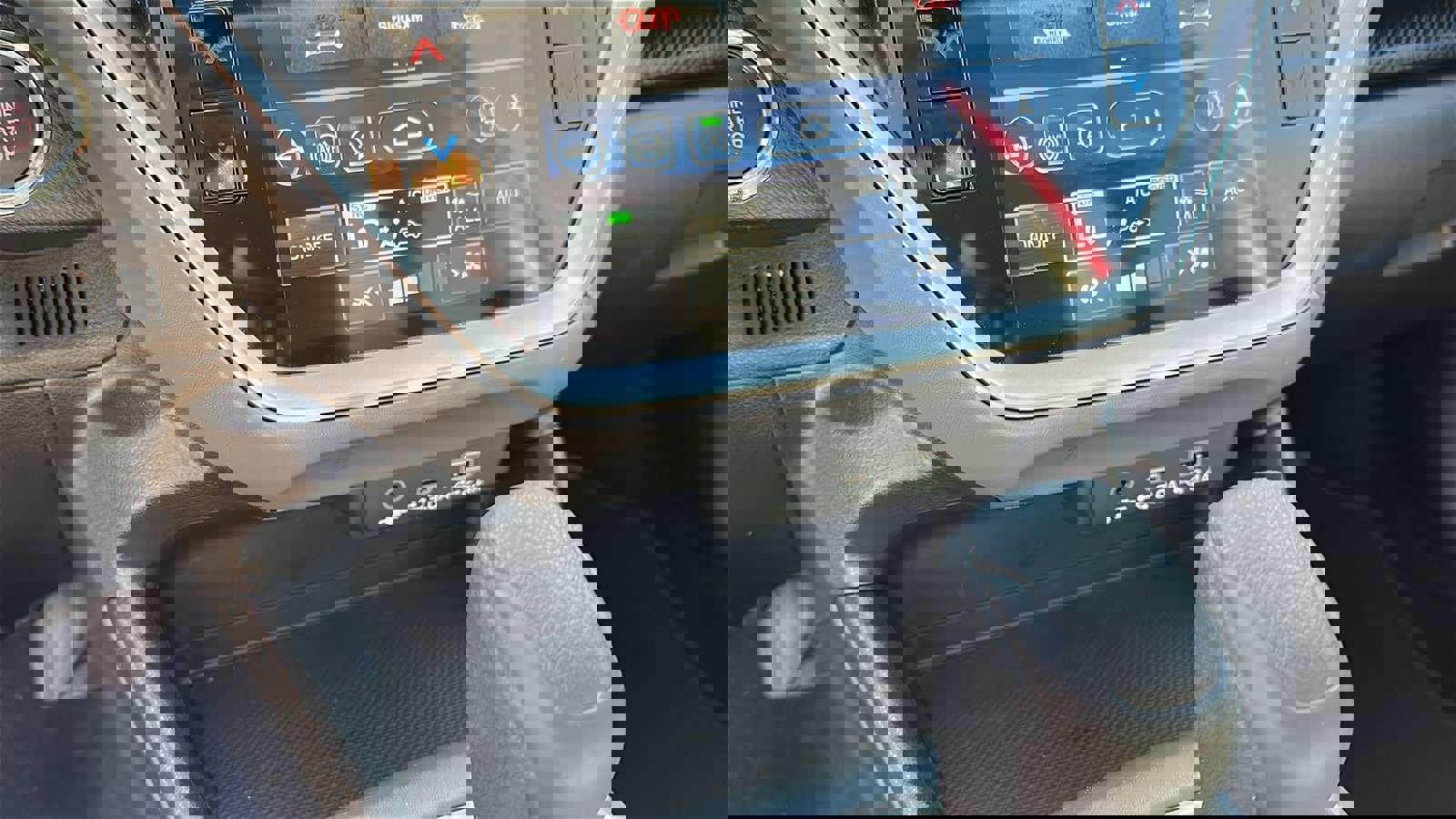 Used 2024 Subaru Crosstrek 2.0i Premium image 18