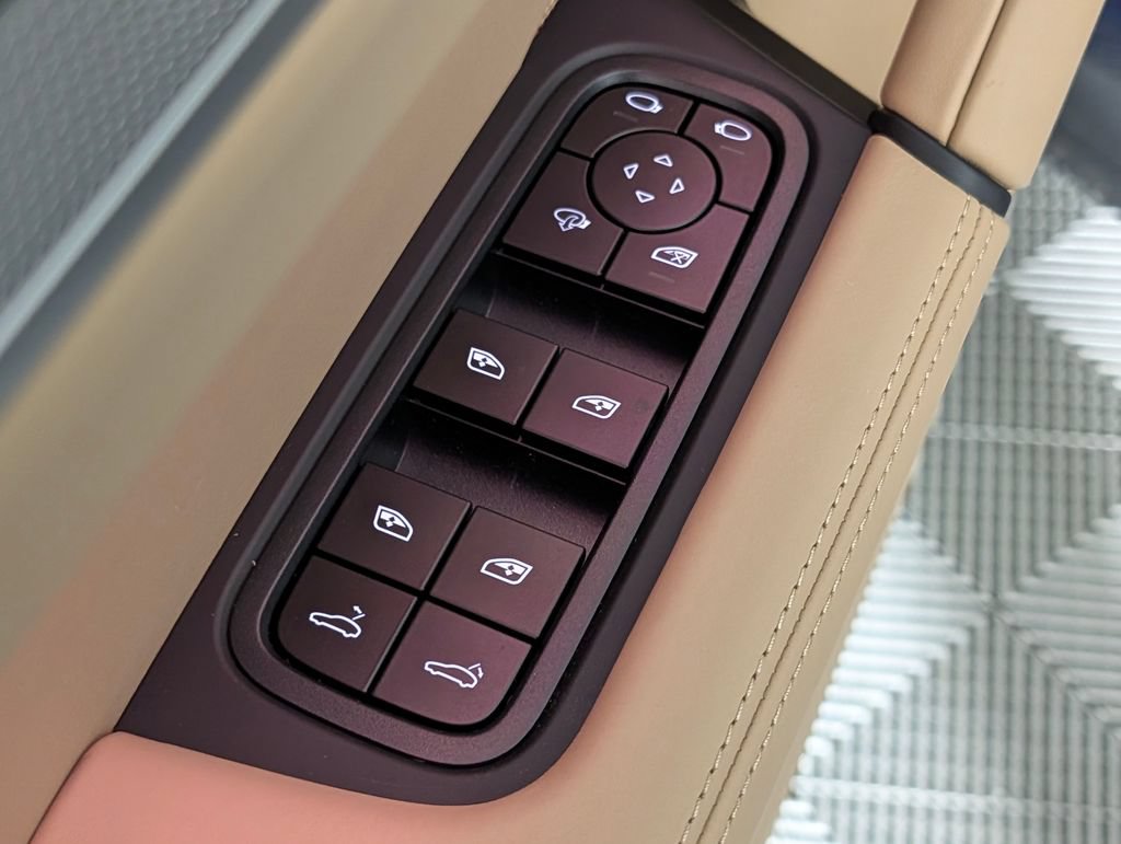 New 2026 Porsche Cayenne AWD/4WD image 27