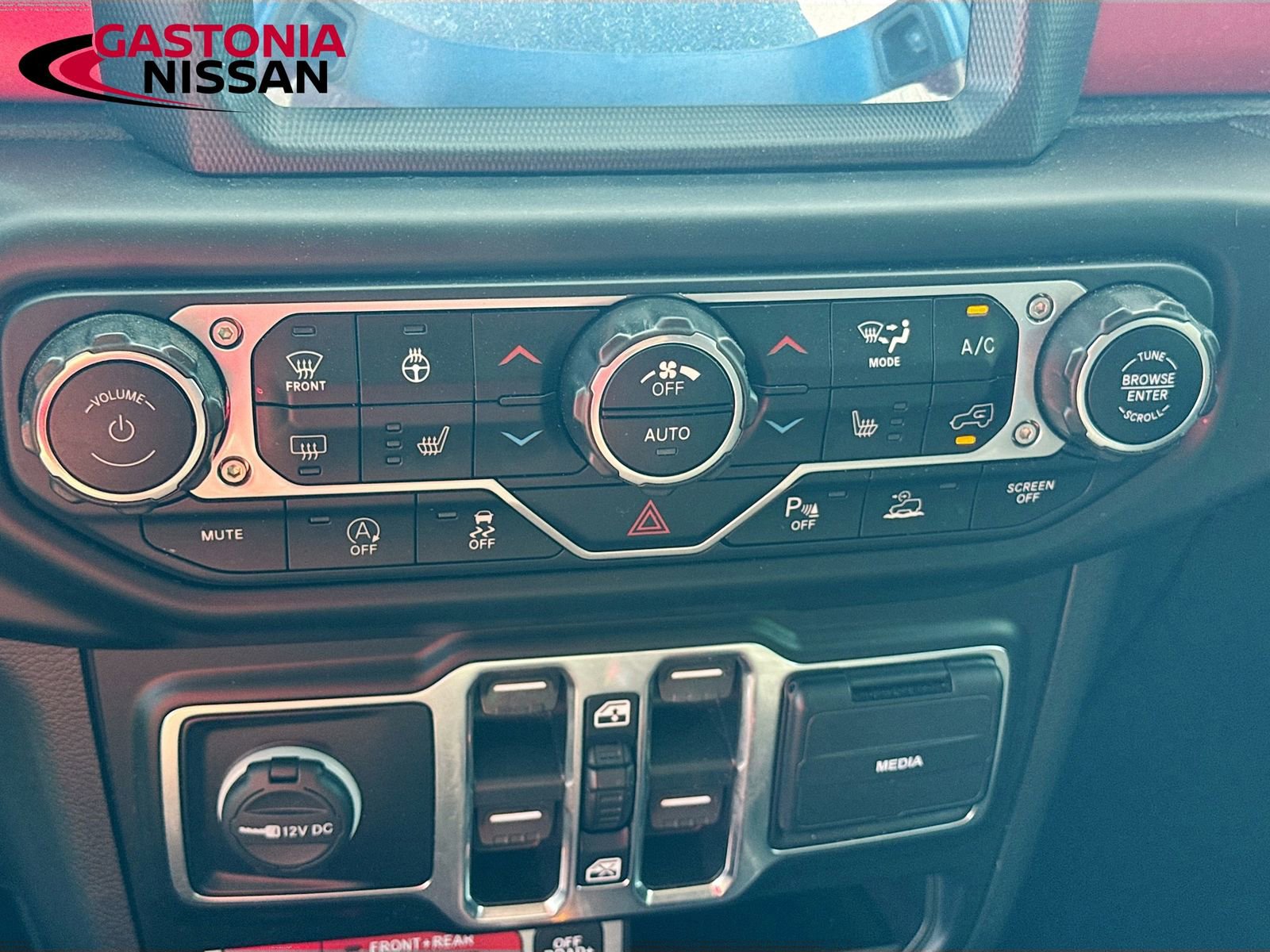 Used 2021 Jeep Gladiator Rubicon AWD/4WD image 21