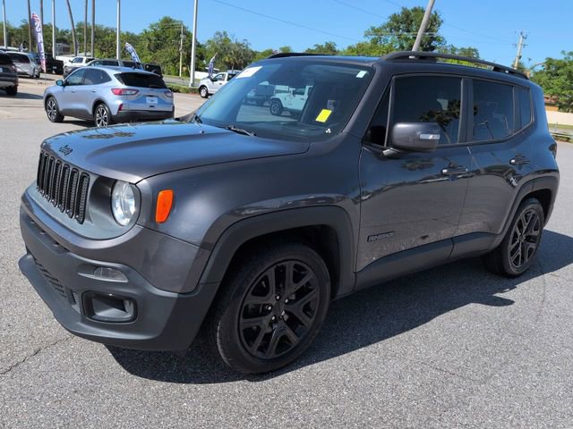 Used 2017 Jeep Renegade Altitude FWD image 8